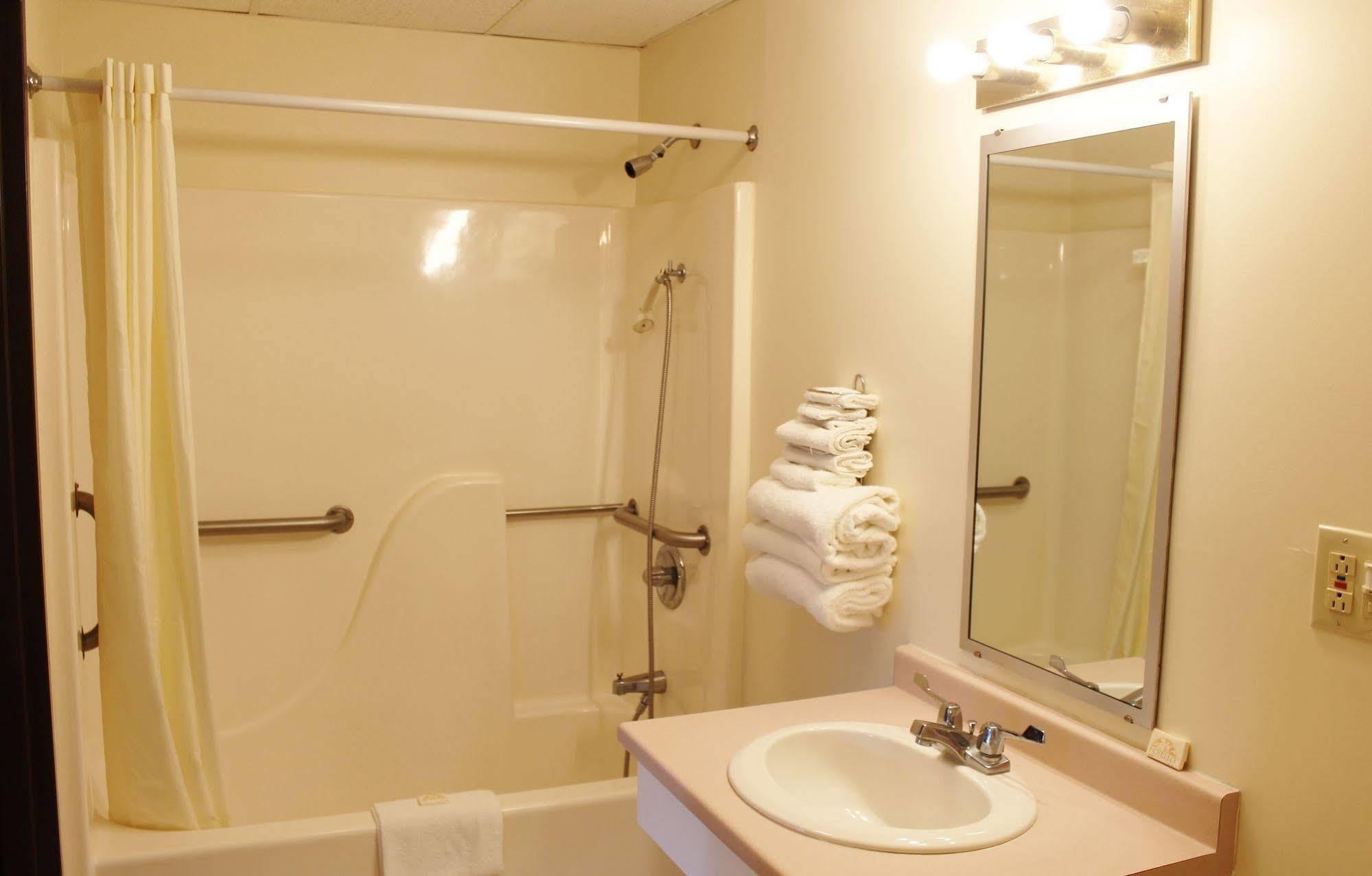 מפרץ אלכסנדריה Otter Creek Inn מראה חיצוני תמונה